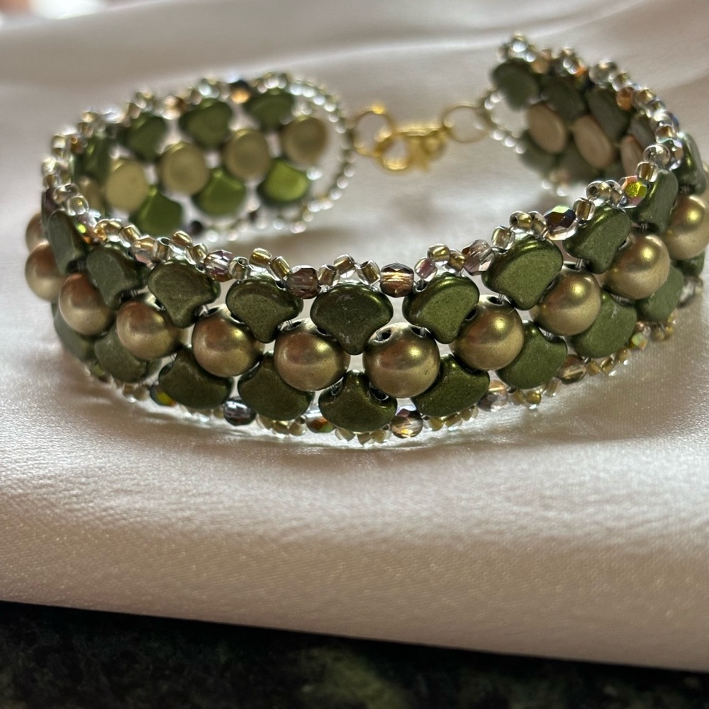 Gold and Green Ginkgo Bracelet with crystals 7.5 inches